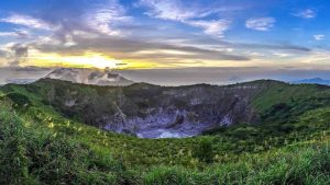 Spot Foto Gunung Mahawu Terbaik